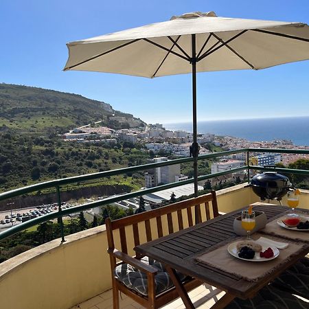 Casa Do Mar - Sea View - Wifi - Barbecue Lägenhet Sesimbra Exteriör bild